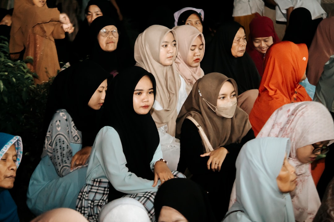 Fatayat NU dan Komitmen Anak