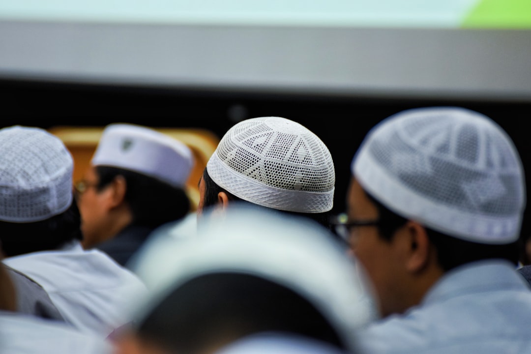 Makna Bid'ah: Antara Inovasi dan Tradisi dalam Islam
