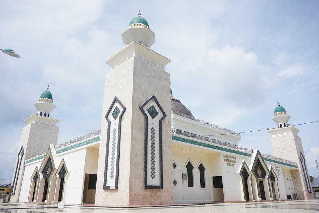 Sujud Tilawah, Momen Dimana Setan Nangis Bombay